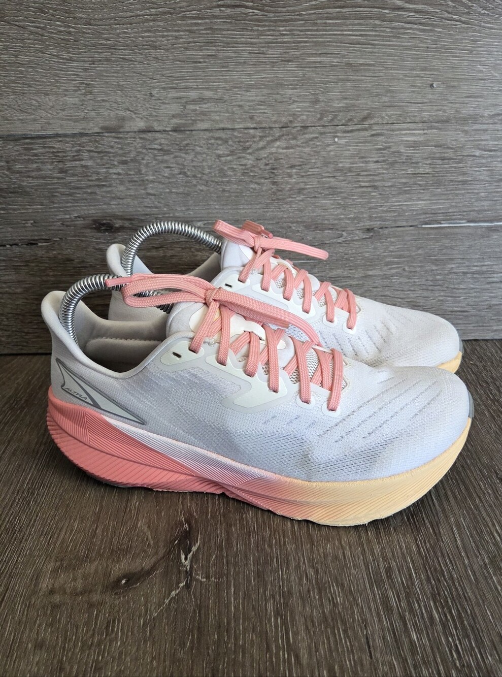 Altra Women's Experience Flow Running Shoe Size 8